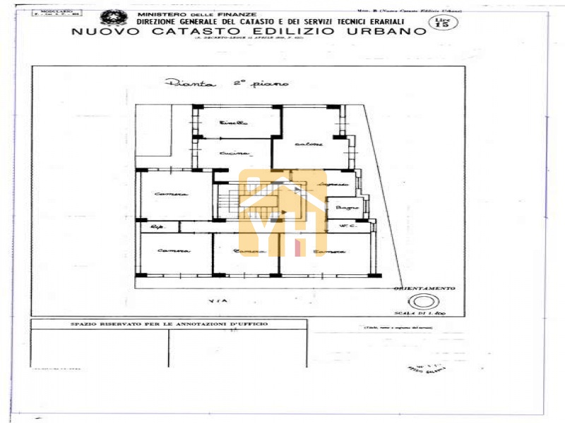 Reggio Calabria. Vendita appartamento. Vicino stazione e centro città. Ampia superficie secondo piano.